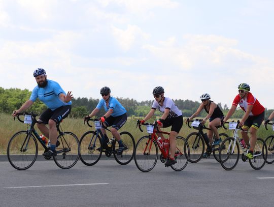 Nie uwierzysz! Przejechali 5 621 kilometrów na rowerze