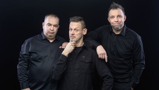 Kabaret Ani Mru Mru - Mniej Więcej Kabaret Ani Mru Mru - Mniej Więcej
