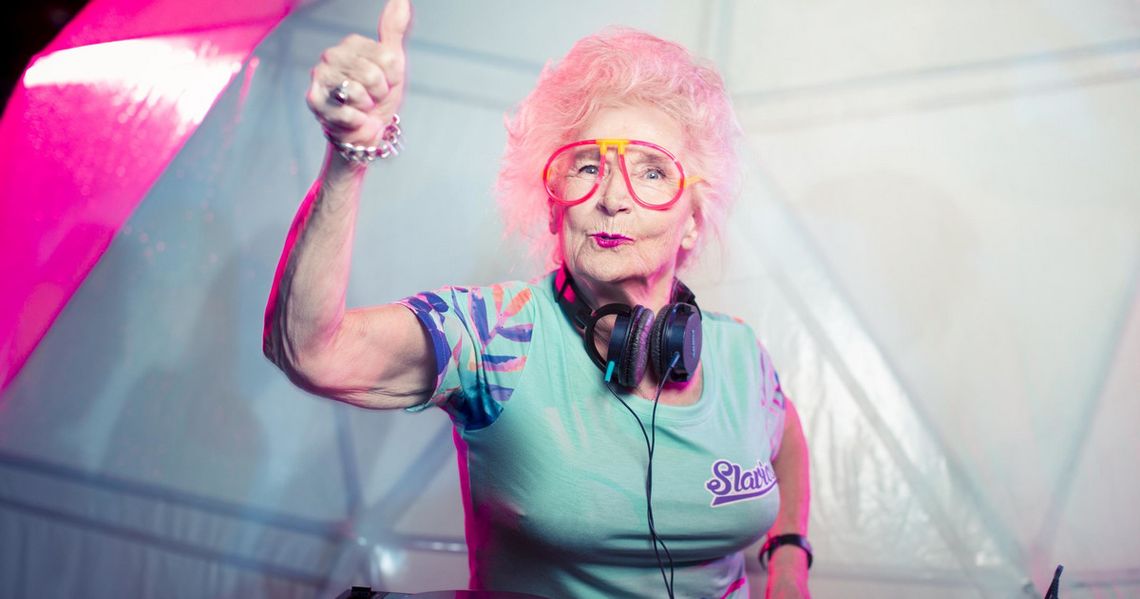 Najstarsza DJ w Polsce - DJ Wika Najstarsza DJ w Polsce - DJ Wika